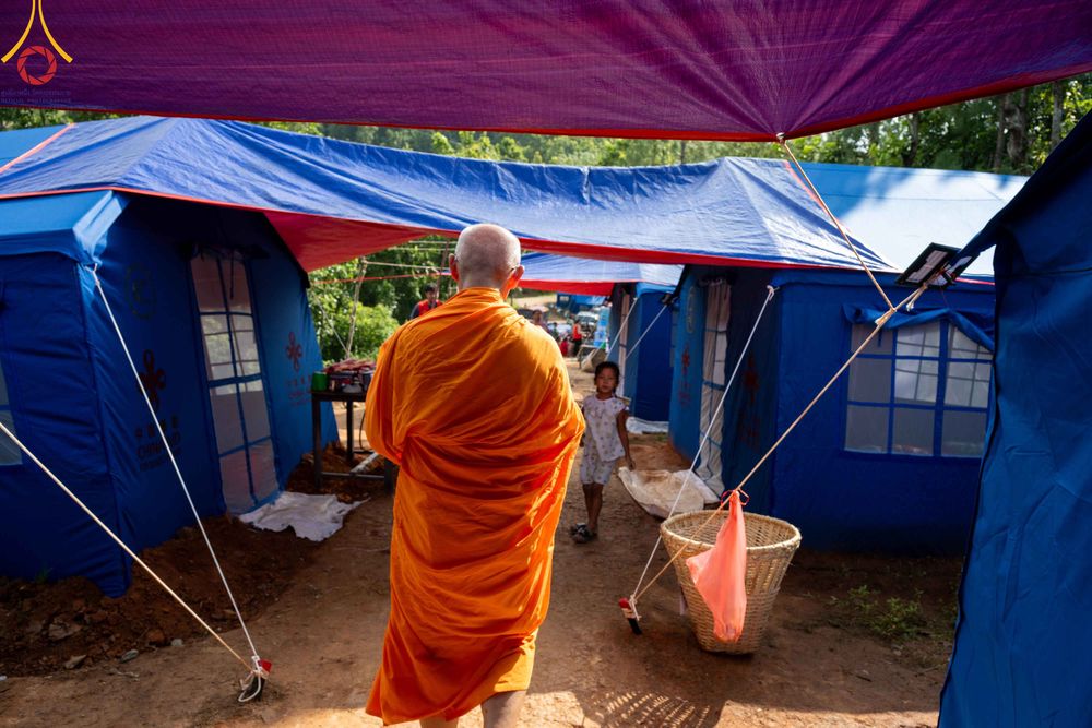 ภาพ No.348075:วันที่ 8 กันยายน พ.ศ.2569 พระธรรมฑูตไทย สายอินเดีย เนปาล พร้อมด้วยคณะสงฆ์เนปาล  วัดไทยลุมพินี วัดพระธรรม และมูลนิธิธรรมกาย ร่วมช่วยเหลือผู้ประสบภัยน้ำท่วมประเทศเนปาล