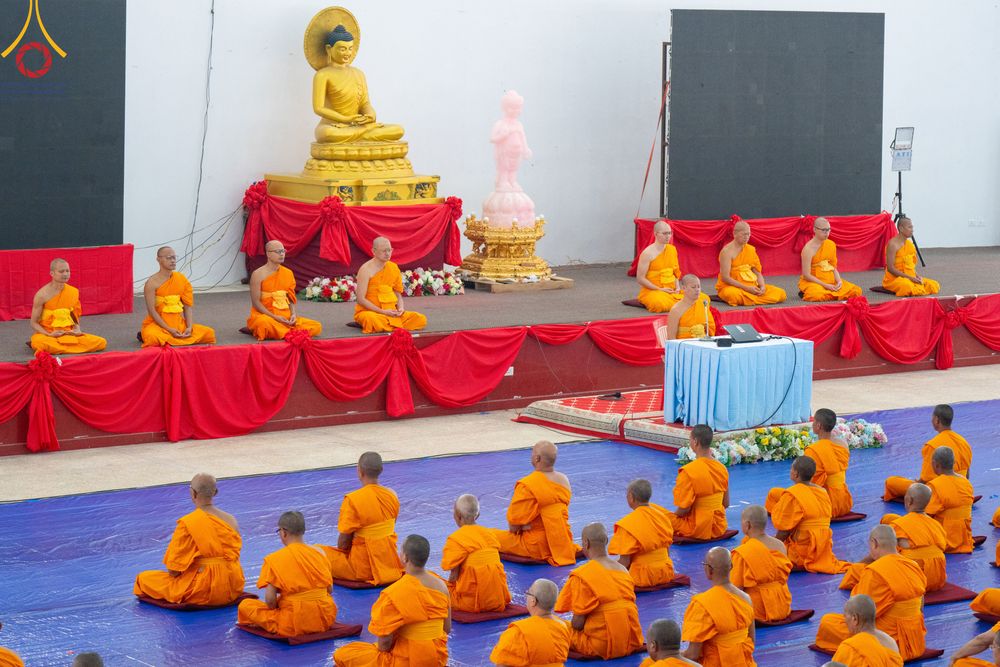 ภาพ No.315240:​วันอาทิตย์ที่ 22 มีนาคม พ.ศ.2569 สามเณรธรรมทายาทเนปาล 500 รูป ฟังธรรม สวดมนต์ ปฏิบัติธรรมร่วมกัน  ณ International Assembly and Meditation Hall Lumbini