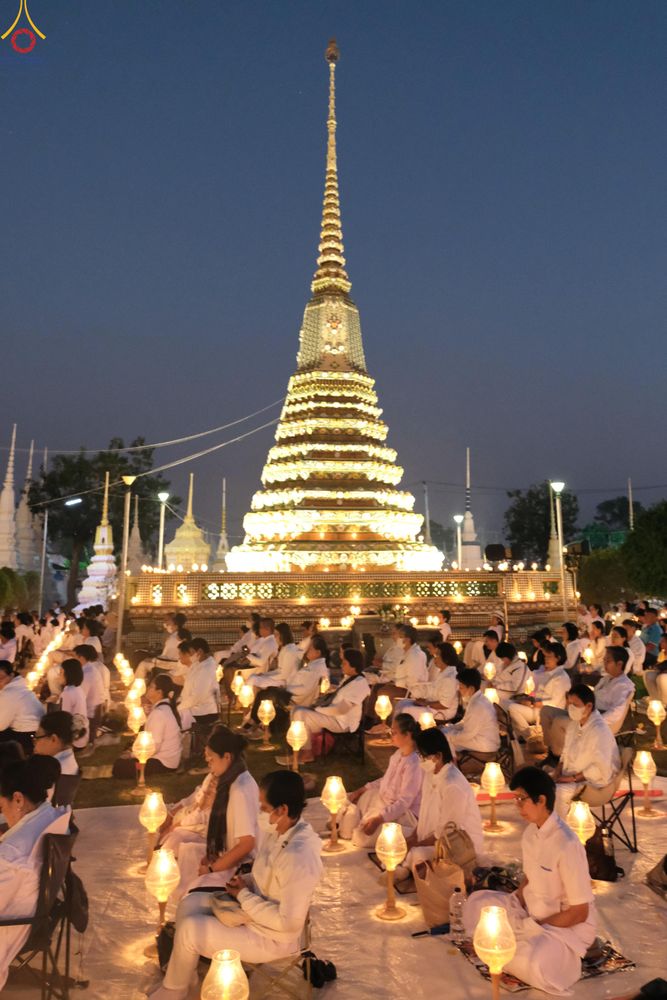 ภาพ No.294130:วันที่ 13 มกราคม พ.ศ. 2569 พิธีจุดประทีปถวายเป็นพุทธบูชา และบูชาธรรมมหาปูชนียาจารย์  (ภาพชุดที่ 2) ณ วัดสองพี่น้อง ต.ต้นตาล อ.สองพี่น้อง จ.สุพรรณบุรี ในโครงการธรรมยาตรา กตัญญูบูชา มหาปูชนียาจารย์ พระมงคลเทพมุนี(สด จนฺทสโร) พระผู้ปราบมาร อนุสรณ์สถาน 7 แห่