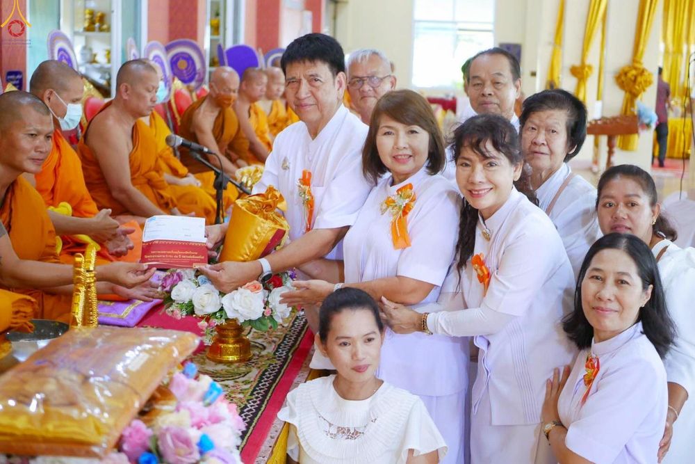 ภาพ No.281935:วันที่ 12 ตุลาคม พ.ศ. 2568 พิธีทอดกฐินสามัคคีทั่วไทย 30,000 วัด  โดยคณะศิษยานุศิษย์ บูชาธรรม 81 ปี  หลวงพ่อธัมมชโย ณ วัดท่าพาณิชย์ อ.กบินทร์บุรี จ.ปราจีนบุรี