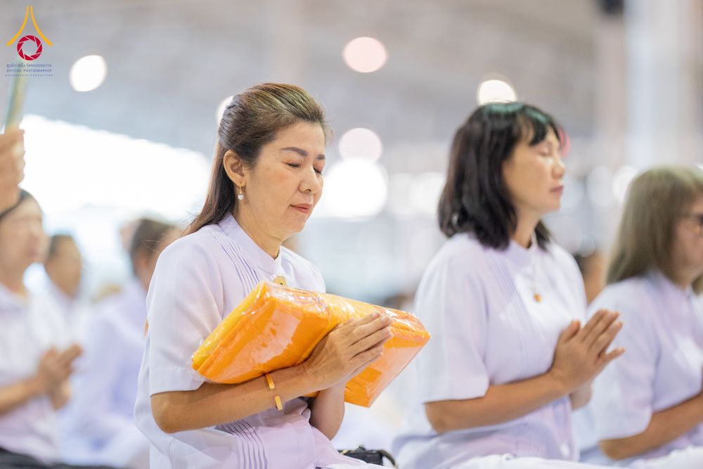 ภาพ No.279097:วันที่ 2 มกราคม พ.ศ.2569 พิธีถวายภัตตาหารเป็นสังฆทาน แด่พระธรรมยาตรา ณ วัดพระธรรมกาย ปทุมธานี ในโครงการธรรมยาตรา กตัญญูบูชา มหาปูชนียาจารย์ พระมงคลเทพมุนี(สด จนฺทสโร) พระผู้ปราบมาร อนุสรณ์สถาน 7 แห่ง ปีที่ 14