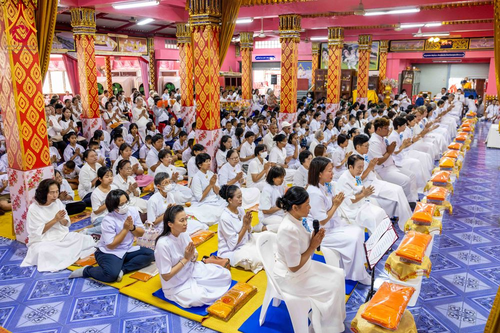 ภาพ No.303737:วันที่ 27 มกราคม พ.ศ. 2569 พิธีทอดผ้าป่าทำนุบำรุงศาสนสถาน ณ วัดตะเคียน อ.บางกรวย จ.นนทบุรี ในโครงการธรรมยาตรา กตัญญูบูชา มหาปูชนียาจารย์ พระมงคลเทพมุนี(สด จนฺทสโร) พระผู้ปราบมาร อนุสรณ์สถาน 7 แห่ง ปีที่ 14