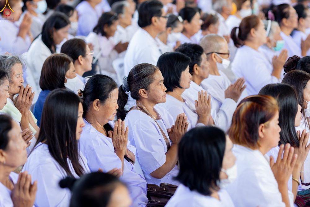 ภาพ No.293309:วันที่ 12 มกราคม พ.ศ. 2569 พิธีทอดผ้าป่าทำนุบำรุงศาสนสถาน ณ วัดพรสวรรค์ อ.สองพี่น้อง จ.สุพรรณบุรี ในโครงการธรรมยาตรา กตัญญูบูชา มหาปูชนียาจารย์ พระมงคลเทพมุนี(สด จนฺทสโร) พระผู้ปราบมาร อนุสรณ์สถาน 7 แห่ง ปีที่ 14