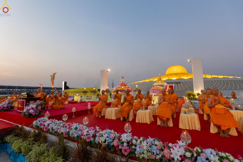 ภาพ No.307930:วันที่ 31 มกราคม พ.ศ. 2569 พิธีจุดประทีปธรรมถวายเป็นพุทธบูชา  และบูชาธรรมมหาปูชนียาจารย์ (ภาพชุดที่ 3) ณ วัดพระธรรมกาย ปทุมธานี ในโครงการธรรมยาตรา กตัญญูบูชา มหาปูชนียาจารย์ พระมงคลเทพมุนี(สด จนฺทสโร) พระผู้ปราบมาร อนุสรณ์สถาน 7 แห่ง ปีที่ 14