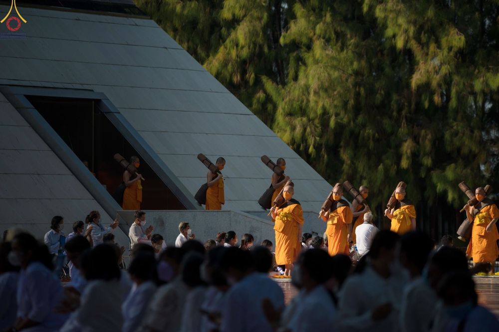 ภาพ No.70823:พิธีต้อนรับพระธรรมยาตรา ในโครงการธรรมยาตรากตัญญูบูชา มหาปูชนียาจารย์ พระมงคลเทพมุนี(สด จนฺทสโร) พระผู้ปราบมาร อนุสรณ์สถาน 7 แห่ง ปีที่ 11 วันที่ 14 มกราคม พ.ศ. 2566 ณ อนุสรณ์สถานลำดับที่ 3 สถานที่เกิดในเพศสมณะ วัดสองพี่น้อง อ.สองพี่น้อง จ.สุพรรณบุรี
