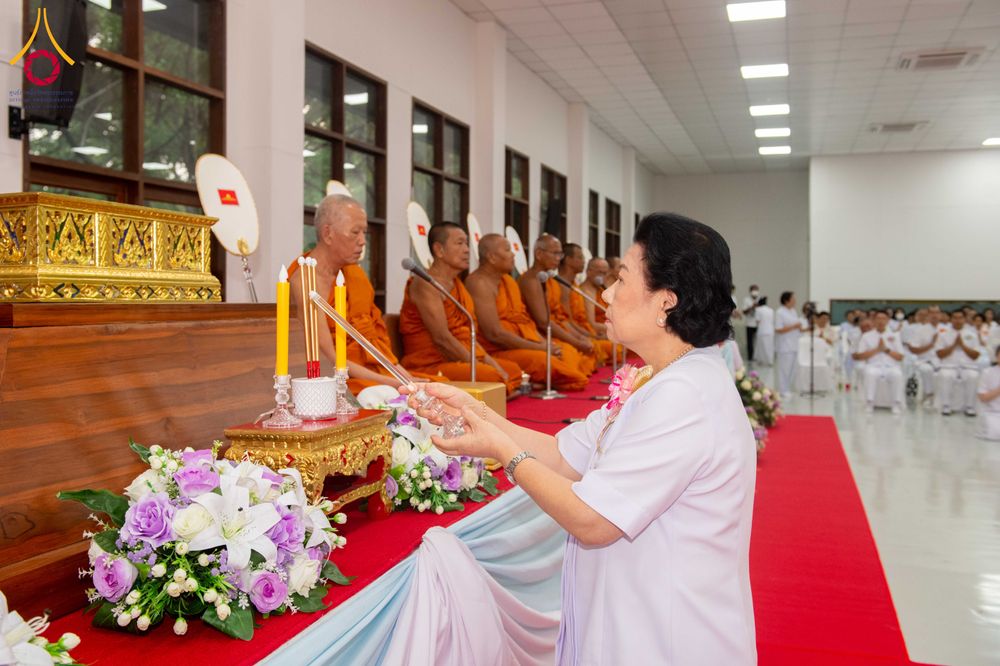 ภาพ No.316195:วันเสาร์ที่ 28 มีนาคม พ.ศ. 2569 พิธีบำเพ็ญกุศล คุณพ่อณรงค์ จินตมากุล  สิริอายุ 99 ปี 11 เดือน โยมบิดา พระครูปลัดรัตนวีรวัฒน์ (รังสฤษดิ์ อิทฺธิจินตโก) ที่ปรึกษาเจ้าคณะจังหวัดปทุมธานี เจ้าอาวาสวัดพระธรรมกาย  ณ ห้องปลูกศรัทธา 2 วัดพระธรรมกาย ปทุมธานี