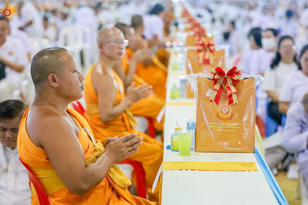 ภาพ No.342254:วันอาทิตย์ที่ 2 สิงหาคม พ.ศ.2569 พิธีถวายไทยธรรม คณะสงฆ์ 2,000 กว่าวัด ทั่วประเทศ, พิธีถวายไทยธรรม คณะสงฆ์ 323 วัด 4 จังหวัดชายแดนใต้ ณ สภาธรรมกายสากล วัดพระธรรมกาย
