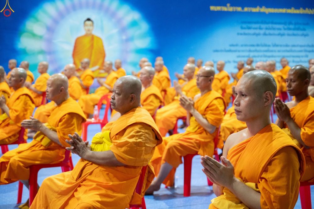 ภาพ No.345888:วันพฤหัสบดีที่ 27 สิงหาคม พ.ศ.2569 พิธีฉลองชัยสวดมนต์บทธัมมจักกัปปวัตตนสูตร 8,657,585,858 จบ ณ มหารัตนวิหารคด วัดพระธรรมกาย