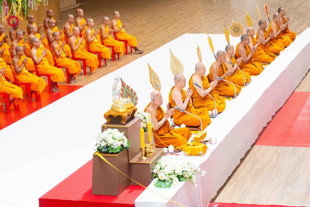 ภาพ No.306439:วันที่ 31 มกราคม พ.ศ. 2569  พิธีบำเพ็ญกุศล 100 วัน เพื่ออุทิศถวายแด่  สมเด็จพระนางเจ้าสิริกิติ์ พระบรมราชินีนาถ พระบรมราชชนนีพันปีหลวง ณ ห้องแก้วสารพัดนึก2 วัดพระธรรมกาย ปทุมธานี