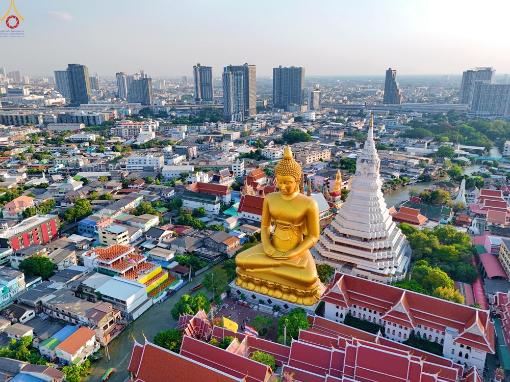 ภาพ No.302777:วันที่ 24 มกราคม พ.ศ. 2569 พิธีจุดประทีปธรรมถวายเป็นพุทธบูชา  และบูชาธรรมมหาปูชนียาจารย์  ณ อาคารธรรมยาตรา กตัญญูบูชามหาปูชนียาจารย์  ตรงข้ามวัดปากน้ำภาษีเจริญ จ.กรุงเทพมหานคร ในโครงการธรรมยาตรา กตัญญูบูชา มหาปูชนียาจารย์ พระมงคลเทพมุนี(สด จนฺทสโร) พระผู