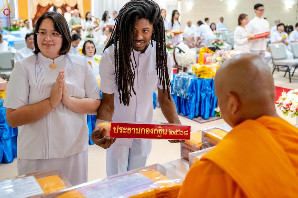 ภาพ No.284350:วันอาทิตย์ที่ 19 ตุลาคม พ.ศ.2568  พิธีทอดกฐินสามัคคี ณ วัดพระธรรมกายเท็กซัส สหรัฐอเมริกา