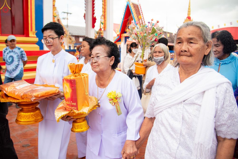 ภาพ No.283091:วันอาทิตย์ที่ 2 พฤศจิกายน​ พ.ศ.2568 พิธีทอดกฐินสามัคคีทั่วไทย 30,000 วัด  โดยคณะศิษยานุศิษย์ บูชาธรรม 81 ปี  หลวงพ่อธัมมชโย ณ วัดมหาโพธิ จ.ลพบุรี