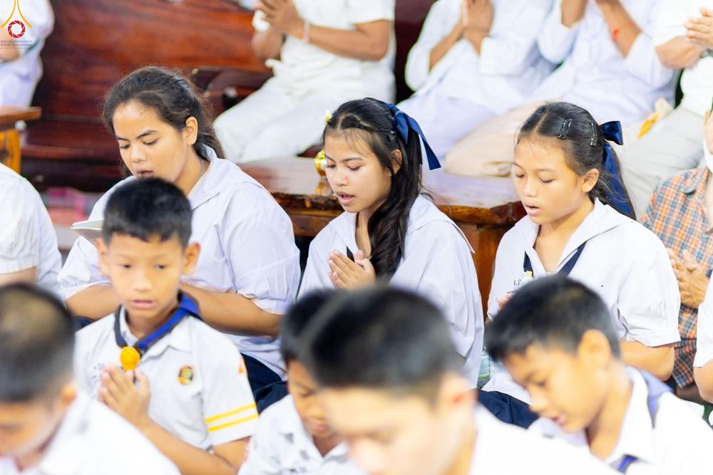 ภาพ No.301244:วันที่ 22 มกราคม พ.ศ. 2569 พิธีทอดผ้าป่าทำนุบำรุงศาสนสถาน ณ วัดใหม่พิบูลย์ผล อ.สองพี่น้อง จ.สุพรรณบุรี ในโครงการธรรมยาตรา กตัญญูบูชา มหาปูชนียาจารย์ พระมงคลเทพมุนี(สด จนฺทสโร) พระผู้ปราบมาร อนุสรณ์สถาน 7 แห่ง ปีที่ 14