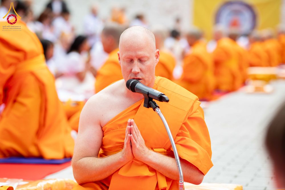 ภาพ No.336818:วันที่ 14 มิถุนายน พ.ศ. 2569 พิธีอุปสมบทธรรมทายาท นานาชาติยุโรปรุ่นที่ 11 เบลเยียม
