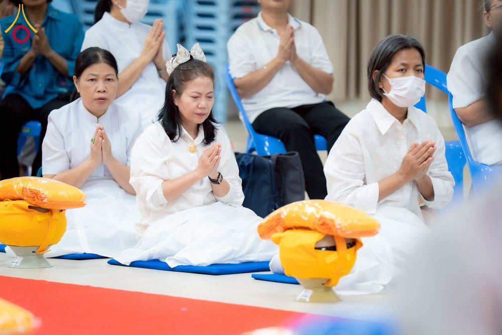 ภาพ No.278246:วันศุกร์ที่ 5 ธันวาคม พ.ศ. 2568 (วันพ่อแห่งชาติ) พิธีบรรพชาอุปสมบทหมู่ธรรมทายาท จำนวน 16 รูป โครงการบรรพชาอุปสมบทหมู่ รุ่นบูชาธรรมมหาปูชนียาจารย์ ประจำปี 2568  ณ ศูนย์ปฏิบัติธรรมและอบรมเยาวชนพระนครศรีอยุธยา จ.พระนครศรีอยุธยา