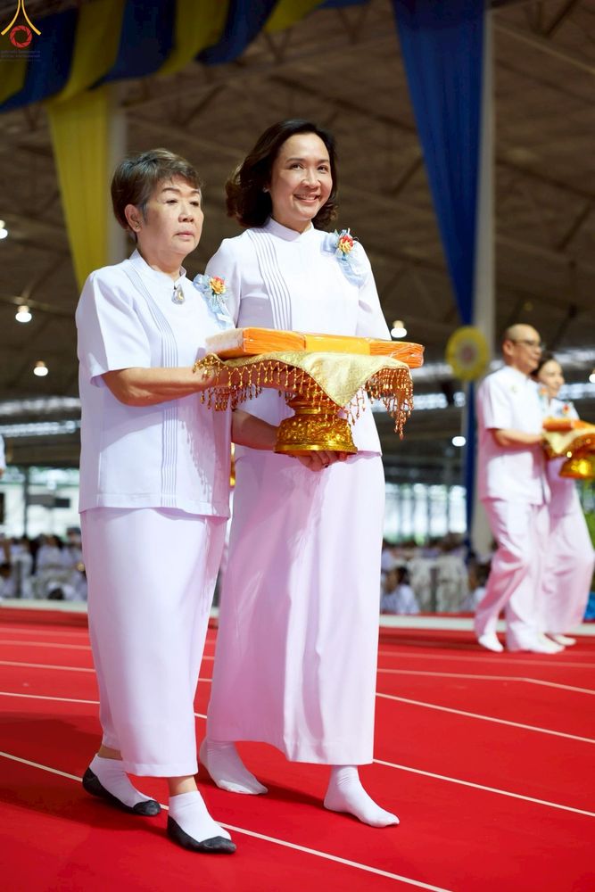 ภาพ No.243930:วันอาทิตย์ที่ 7 กันยายน พ.ศ. 2568 พิธีทอดผ้าป่าสมทบกฐินวัดพระธรรมกาย และสมทบกฐิน 30,000 วัดทั่วไทย ครั้งที่ 2 ณ ห้องแก้วสารพัดนึก 1 วัดพระธรรมกาย