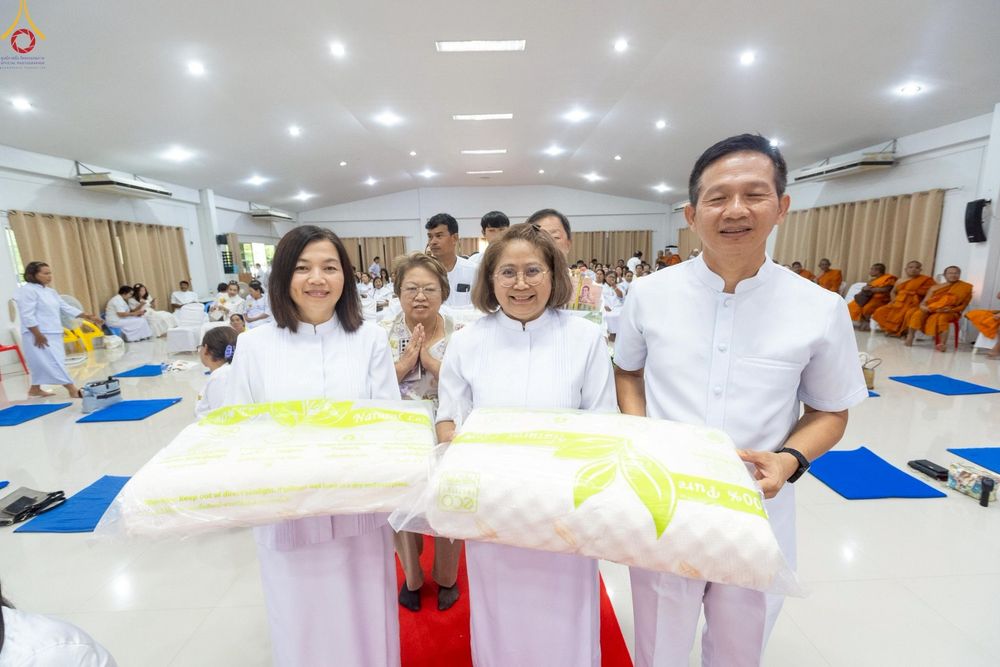 ภาพ No.263839:วันที่ 23 ตุลาคม พ.ศ. 2568 พิธีทอดกฐินสามัคคีทั่วไทย 30,000 วัด โดยคณะศิษยานุศิษย์ บูชาธรรม 81 ปี หลวงพ่อธัมมชโย ณ ธุดงคสถานสุราษฎร์ธานี ต.ขุนทะเล อ.เมือง จ.สุราษฎร์ธานี