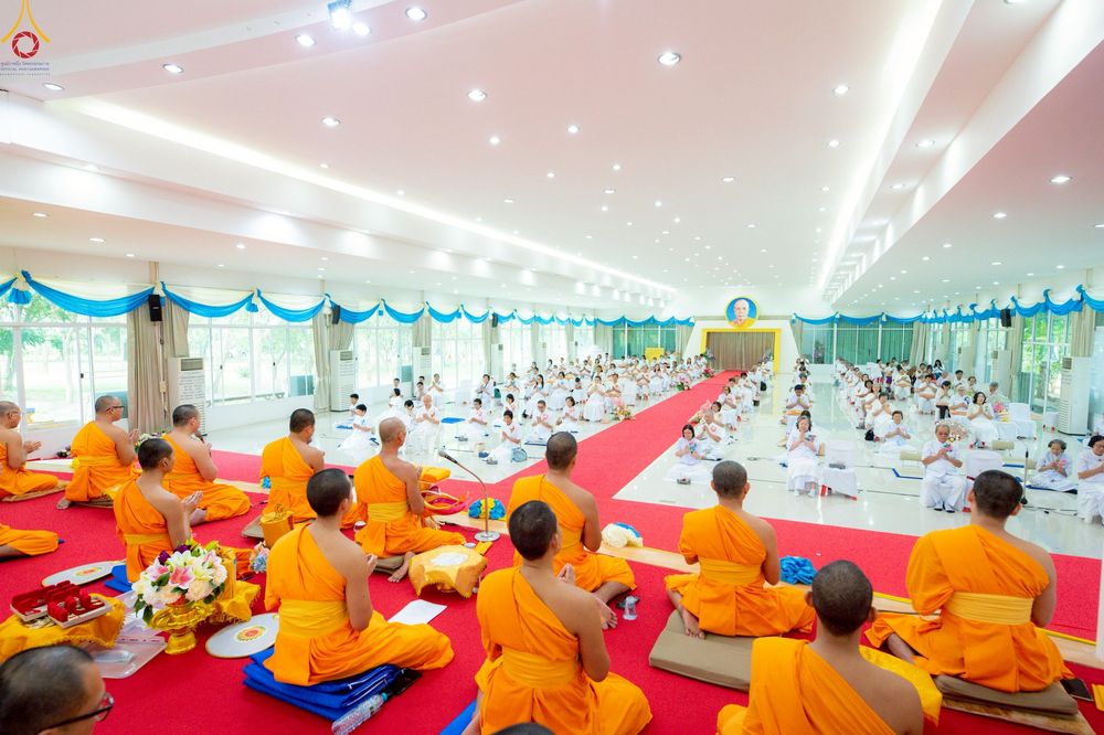 ภาพ No.260204:วันอาทิตย์ที่ 19 ตุลาคม พ.ศ. 2568 พิธีทอดกฐินสามัคคี  ณ ศูนย์ปฏิบัติธรรมและศูนย์อบรมเยาวชนเพชรบุรี  ต.ท่าแลง อ.ท่ายาง จ.เพชรบุรี