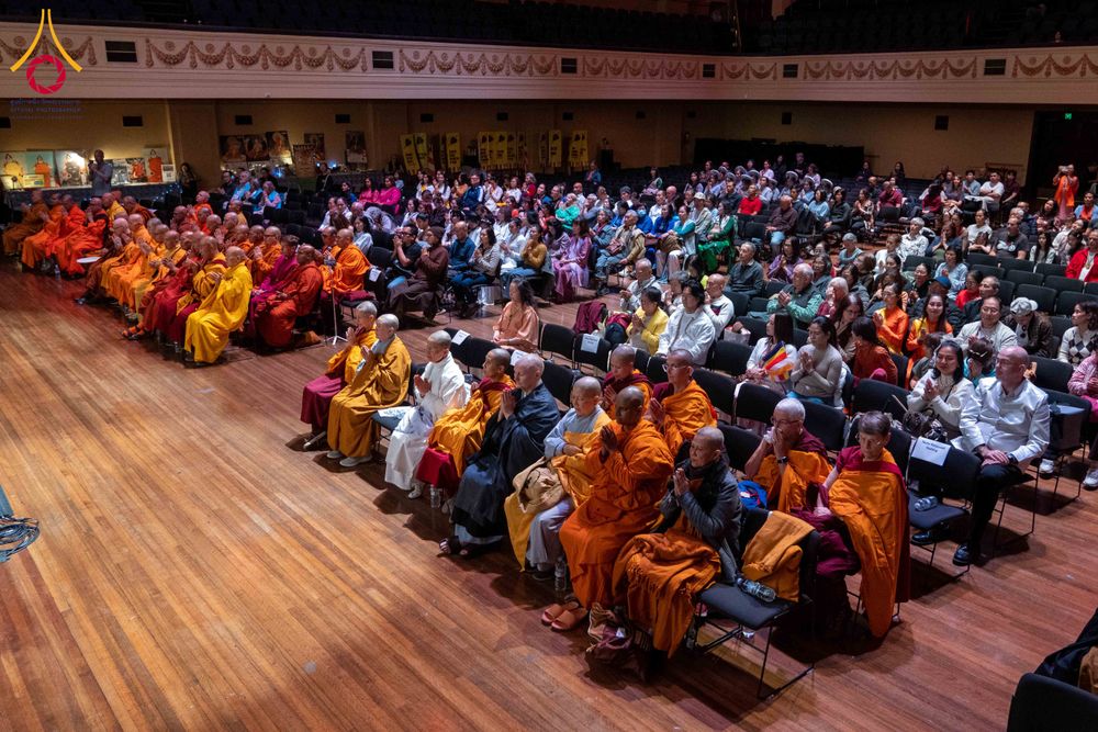 ภาพ No.329251:วันเสาร์ที่ 16 พฤษภาคม พ.ศ.2569 งานฉลองวิสาขบูชานานาชาติแห่งรัฐวิกตอเรีย (United Nations Day of Vesak) ประจำปี 2569 จัดขึ้น ณ นครเมลเบิร์น ประเทศออสเตรเลีย