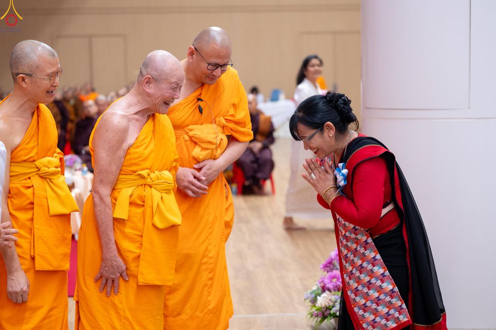 ภาพ No.311983:วันอังคารที่ 3 มีนาคม พ.ศ.2569 พิธีมอบโล่วัชรเกียรติยศ โครงการตอบปัญหาธรรมะทางก้าวหน้า ครั่งที่ 43, พิธีมอบโล่วัชรเกียรติยศ โครงการสอบตอบปัญหาศีลธรรม เพื่อสันติภาพโลก (World-Pec) ครั้งที่ 19 ณ สภาธรรมกายสากล วัดพระธรรมกาย