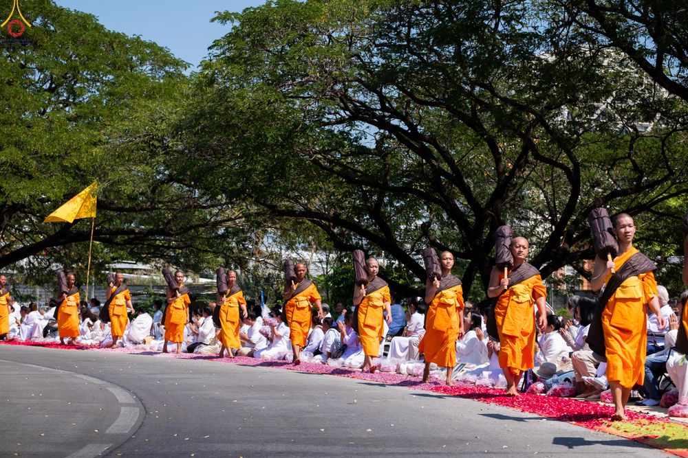 ภาพ No.304689:วันที่ 25 มกราคม พ.ศ. 2569 พิธีต้อนรับพระธรรมยาตรา (ภาพชุดที่ 2) รร.สามัคคีราษฏร์บำรุง-วัดพระธรรมกาย ในโครงการธรรมยาตรา กตัญญูบูชา มหาปูชนียาจารย์ พระมงคลเทพมุนี(สด จนฺทสโร) พระผู้ปราบมาร อนุสรณ์สถาน 7 แห่ง ปีที่ 14