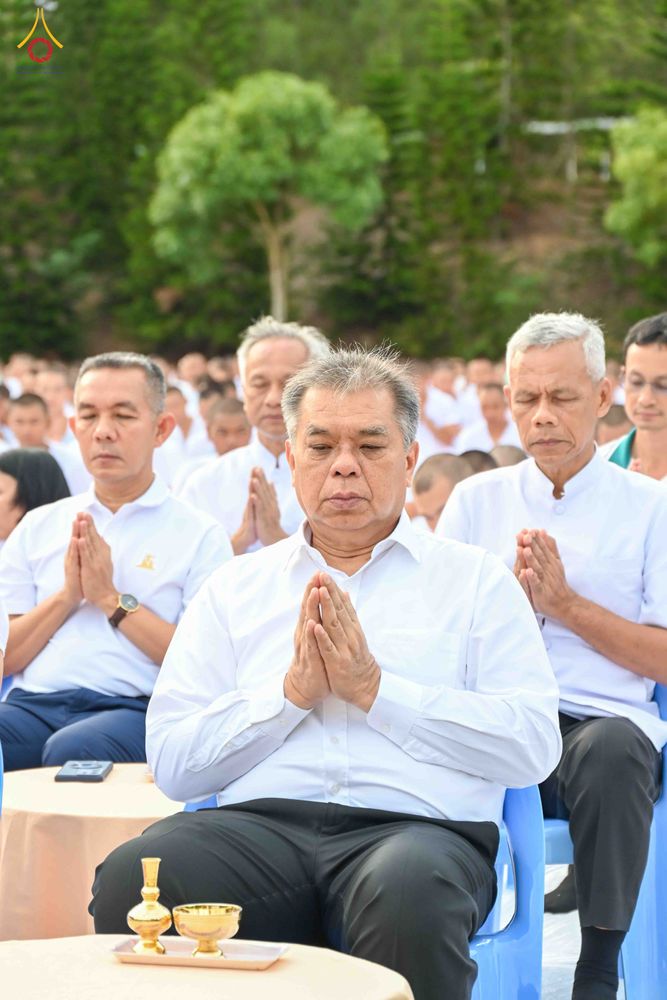 ภาพ No.340995:วันที่ 26 กรกฎาคม พ.ศ. 2569 โครงการพัฒนาคุณธรรม จริยธรรม สำหรับนักเรียนนายสิบตำรวจ (นสต.) รุ่นที่ 17 ศูนย์ฝึกอบรมตำรวจภูธรภาค 1 ได้จัดกิจกรรม ตักบาตรเพื่อน้อมอุทิศถวายเพื่อเป็นพระราชกุศลฯ  และปฏิบัติธรรม ติวธรรมมะ ณ ศูนย์ปฏิบัติธรรมเวิล์ดพีช วัลเล่ย์ (Wo