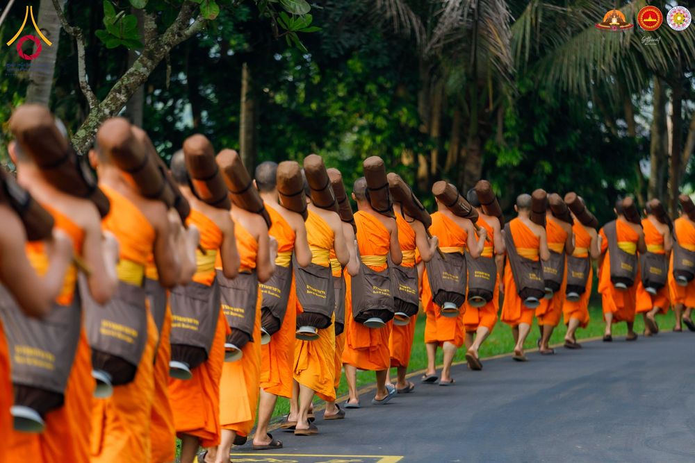 ภาพ No.280064:วันที่ 31 ธันวาคม พ.ศ. 2568 เดินธรรมยาตราที่บรมพุทธโธ อินโดนีเซีย