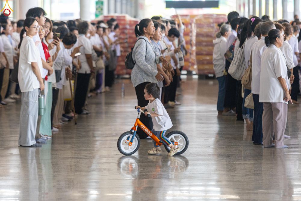 ภาพ No.322202:วันที่ 14 เมษายน พ.ศ.2569 การเตรียมกล่องไทยธรรม วันสุดท้าย เพื่องานถวายมหาสังฆทาน 40,000 กว่าวัดทั่วประเทศ วันคุ้มครองโลก 22 เมษายน พ.ศ.2569 วัดพระธรรมกาย