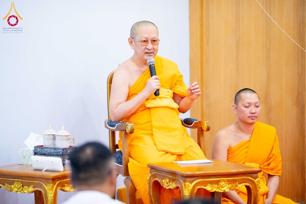 ภาพ No.313302:วันอาทิตย์ที่ 8 มีนาคม พ.ศ. 2569 พิธีสมโภชรูปเหมือนพระมงคลเทพมุนี (สด จนฺทสโร) และพิธีทอดผ้าป่าสามัคคีเพื่อสร้างวิหารพระมงคลเทพมุนี ณ วัดพุทธเคปทาวน์ ประเทศแอฟริกาใต้