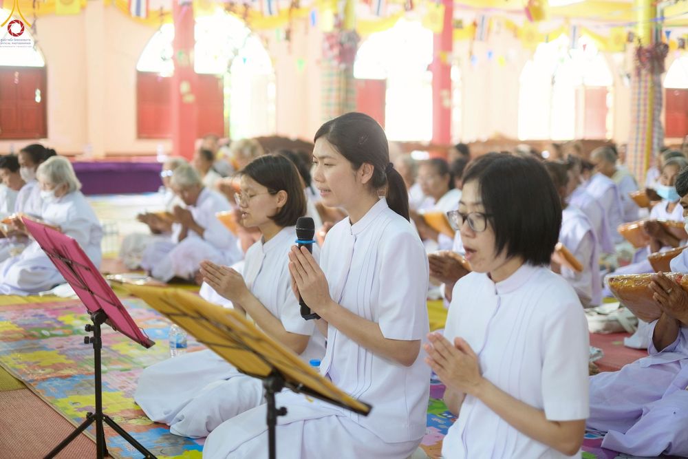 ภาพ No.270453:วันที่ 22 ตุลาคม พ.ศ. 2568 พิธีทอดกฐินสามัคคีทั่วไทย ณ วัดกระโดนไม้แดง ต.ชุมแสง อ.กระสัง จ.บุรีรัมย์ โดยคณะศิษยานุศิษย์ บูชาธรรม 81 ปี หลวงพ่อธัมมชโย