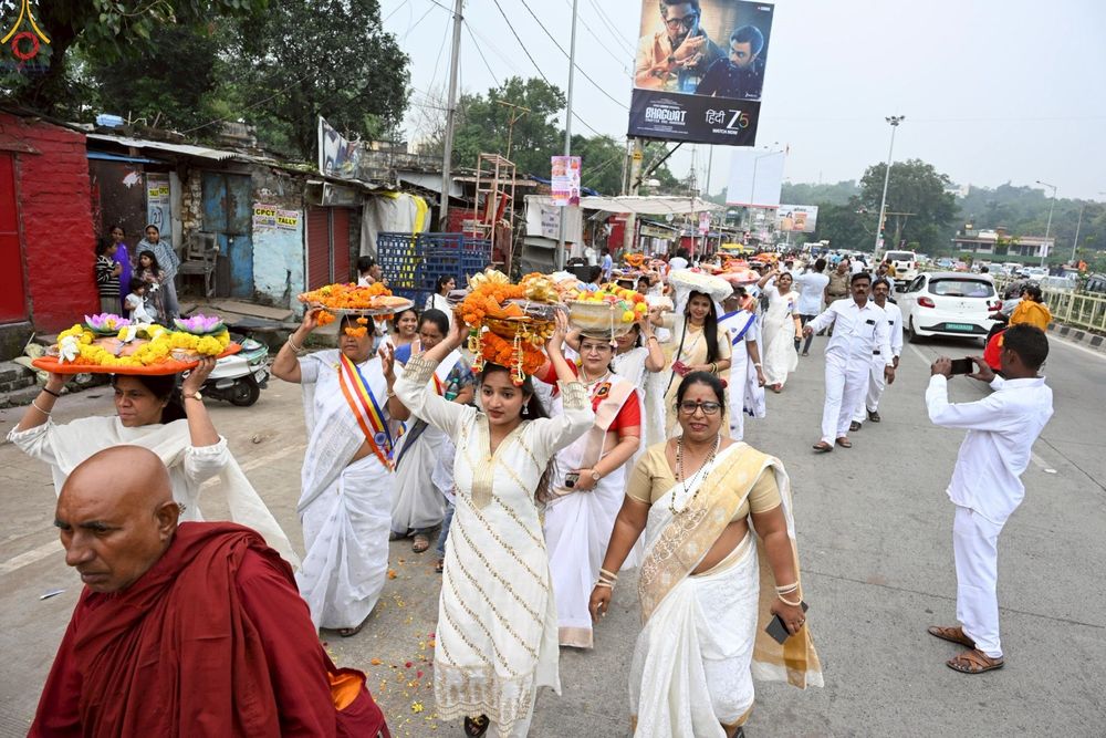 ภาพ No.263465:วันที่ 18 ตุลาคม พ.ศ. 2568 พิธีแห่กฐิน และกฐินสมทบหลวงพ่อ ธัมมชโย  ถวายแด่ วัดพุทธภูมิ เมืองโภปาล รัฐมัธยประเทศ ประเทศอินเดีย 