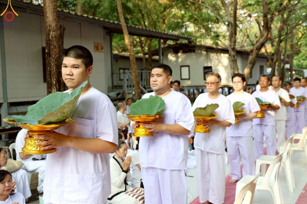 ภาพ No.216645:วันอาทิตย์ที่ 6 เมษายน พ.ศ. 2568 พิธีตัดปอยผม และปลงผมนาคธรรมทายาท โครงการบวชบูชาธรรม81ปี หลวงพ่อธัมมชโย โครงการ 1 และ 2 โครงการนานาชาติ AEC&WAB รุ่น CEO (ผู้บริหาร) รุ่นที่4 ณ หมู่บ้านบรรลุธรรม วัดพระธรรมกาย