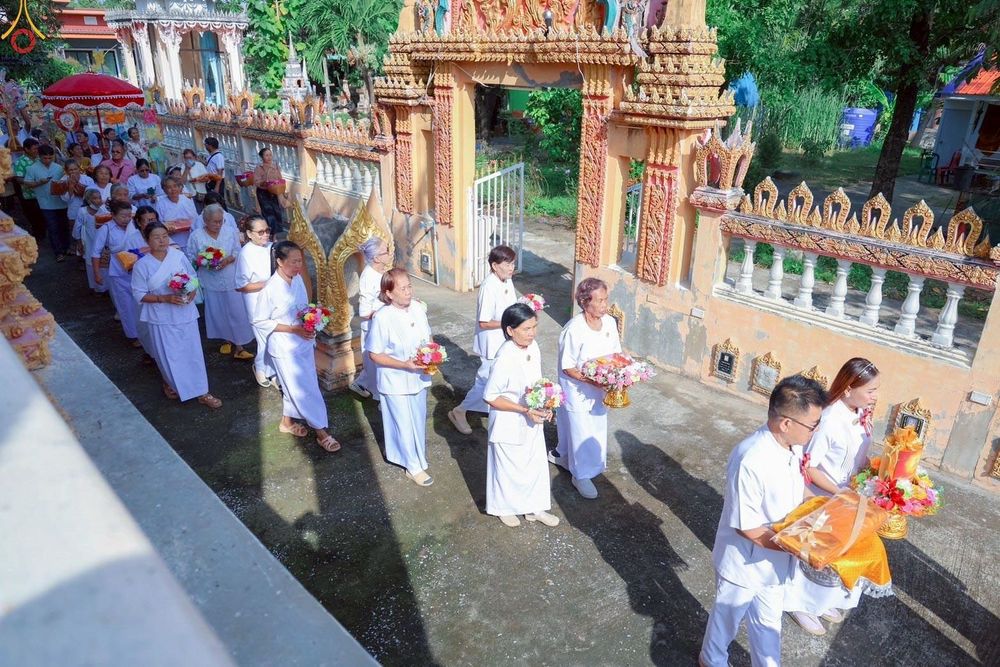 ภาพ No.264180:วันที่ 21 ตุลาคม พ.ศ. 2568 พิธีทอดกฐินสามัคคีทั่วไทย 30,000 วัด โดยคณะศิษยานุศิษย์ บูชาธรรม 81 ปี หลวงพ่อธัมมชโย ณ วัดสว่างโพธิ์ศรี ตำบลยางคำ อำเภอหนองเรือ จังหวัดขอนแก่น