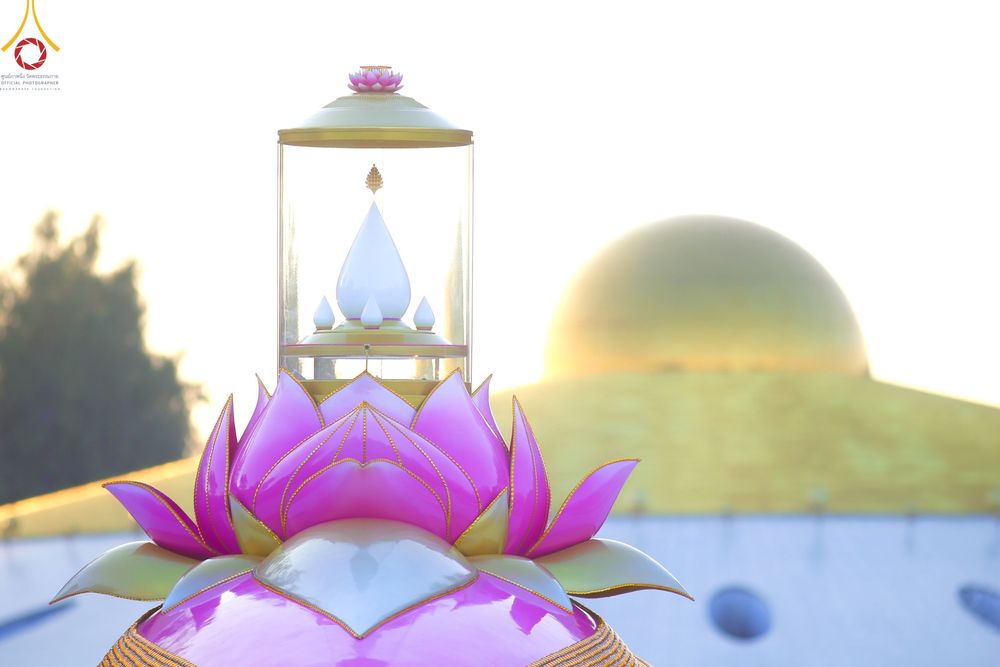 ภาพ No.104351:พระธรรมยาตราร่วมปฏิบัติธรรม และถ่ายภาพหมู่ประวัติศาสตร์ หน้ามหาวิหารพระมงคลเทพมุนี วันที่ 27 ธันวาคม พ.ศ. 2566