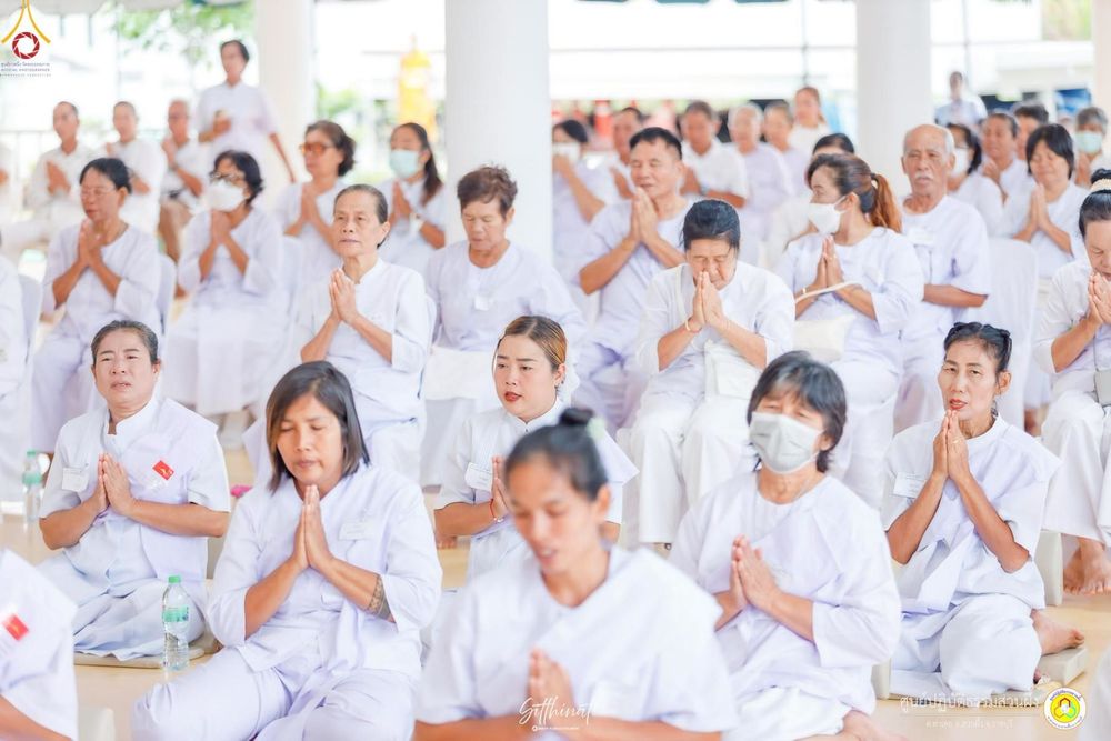 ภาพ No.248397:วันที่ 26-28 กันยายน พ.ศ. 2568 โครงการอบรมอุบาสกแก้ว อุบาสิกาแก้ว รุ่นที่ 3 ผู้แทนทอดกฐินสามัคคีทั่วไทย 30,000 วัด บูชาธรรม 81 ปี หลวงพ่อธัมมชโย ณ ศูนย์ปฏิบัติธรรมสวนผึ้ง จ.ราชบุรี