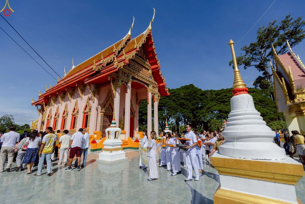 ภาพ No.266505:วันที่ 25 ตุลาคม พ.ศ. 2568 พิธีทอดกฐินสามัคคีทั่วไทย ณ วัดสว่างอารมณ์ ต.ป่าโมก อ.ป่าโมก จ.อ่างทอง โดยคณะศิษยานุศิษย์ บูชาธรรม 81 ปี หลวงพ่อธัมมชโย