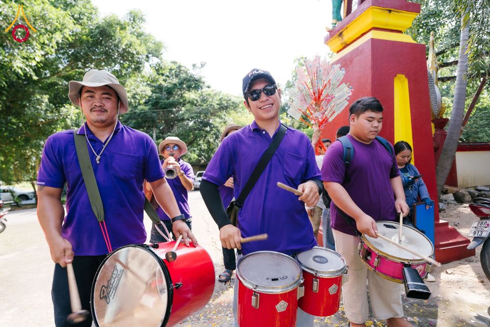 ภาพ No.169250:พิธีทอดกฐิน ณ วัดพุทธนิมิตร จ.เชียงใหม่ ในโครงการกฐินสามัคคีทั่วไทย 30,000 วัด บูชาธรรม 80 ปี หลวงพ่อธัมมชโย โดยคณะศิษยานุศิษย์วัดพระธรรมกาย วันที่ 24 ตุลาคม พ.ศ. 2567