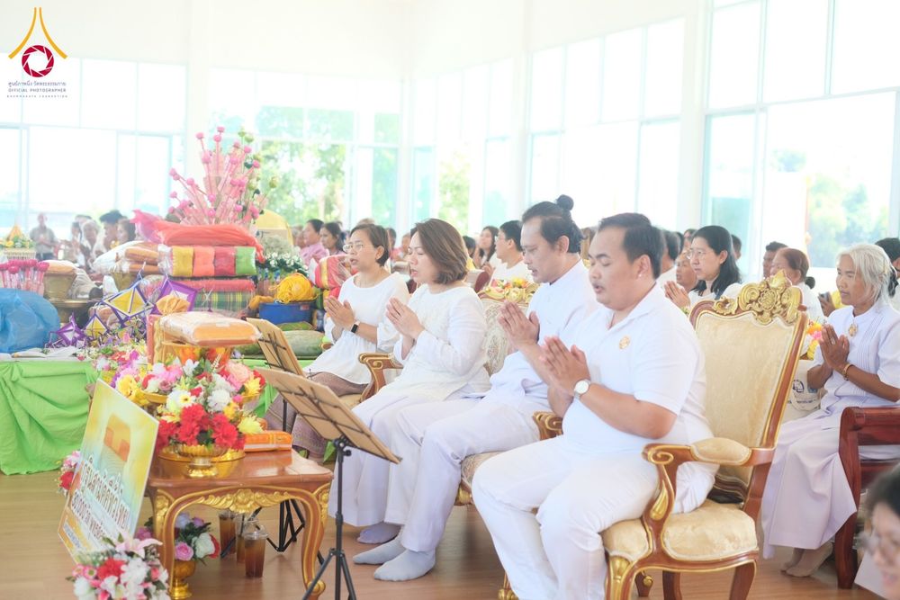 ภาพ No.178578:พิธีทอดกฐิน ณ วัดสุกาวาส ต.ท่าม่วง อ.สตึก จ.บุรีรัมย์ ในโครงการกฐินสามัคคีทั่วไทย 30,000 วัด บูชาธรรม 80 ปี หลวงพ่อธัมมชโย โดยคณะศิษยานุศิษย์วัดพระธรรมกาย วันที่ 9 พฤศจิกายน พ.ศ. 2567