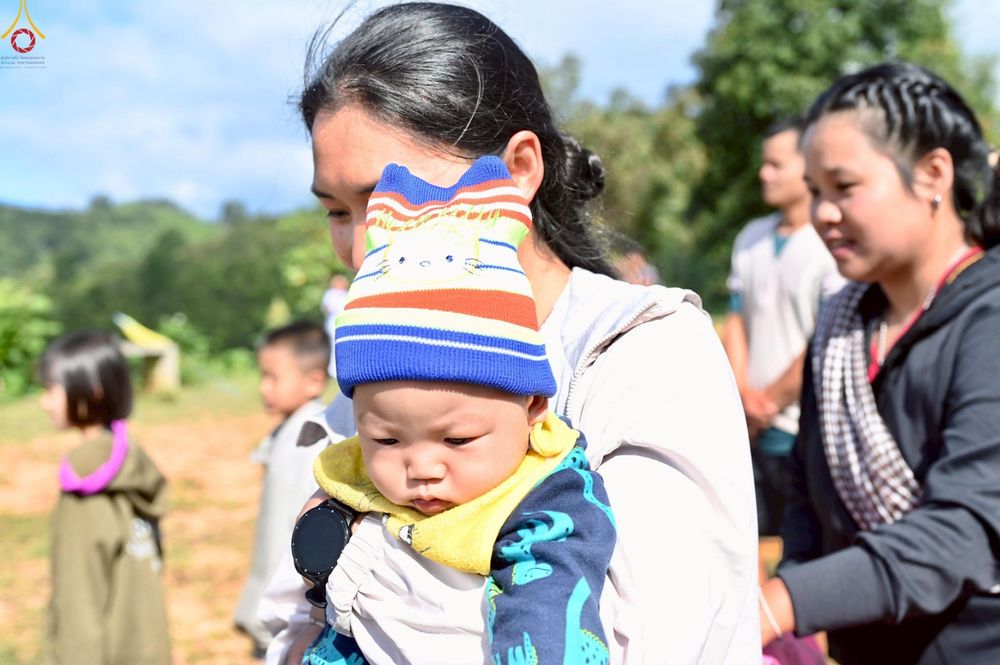 ภาพ No.272065:วันที่ 18 ตุลาคม พ.ศ. 2568 พิธีทอดกฐินสามัคคีทั่วไทย ณ สำนักสงฆ์บ้านแม่ลิดหลวง อ.แม่สะเรียง จ.แม่ฮ่องสอน โดยคณะศิษยานุศิษย์ บูชาธรรม 81 ปี หลวงพ่อธัมมชโย