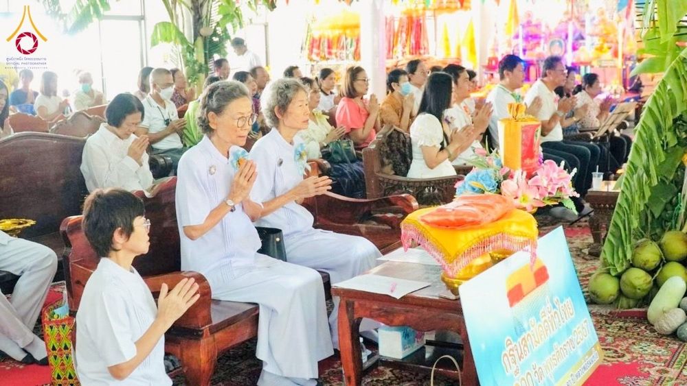 ภาพ No.178849:พิธีทอดกฐิน ณ วัดคอลาด อ.บางบ่อ จ.สมุทรปราการ ในโครงการกฐินสามัคคีทั่วไทย 30,000 วัด บูชาธรรม 80 ปี หลวงพ่อธัมมชโย โดยคณะศิษยานุศิษย์วัดพระธรรมกาย วันที่ 10 พฤศจิกายน พ.ศ. 2567