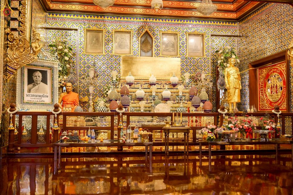 ภาพ No.264813:วันศุกร์ที่ 24 ตุลาคม พ.ศ. 2568 ถวายปัจจัยสมทบกฐิน ในโครงการกฐินสามัคคีทั่วไทย 30,000 วัด พุทธศักราช 2568 โดย คณะศิษยานุศิษย์ บูชาธรรม 80 ปี หลวงพ่อธัมชโย ณ วัดปากน้ำภาษีเจริญ กรุงเทพฯ