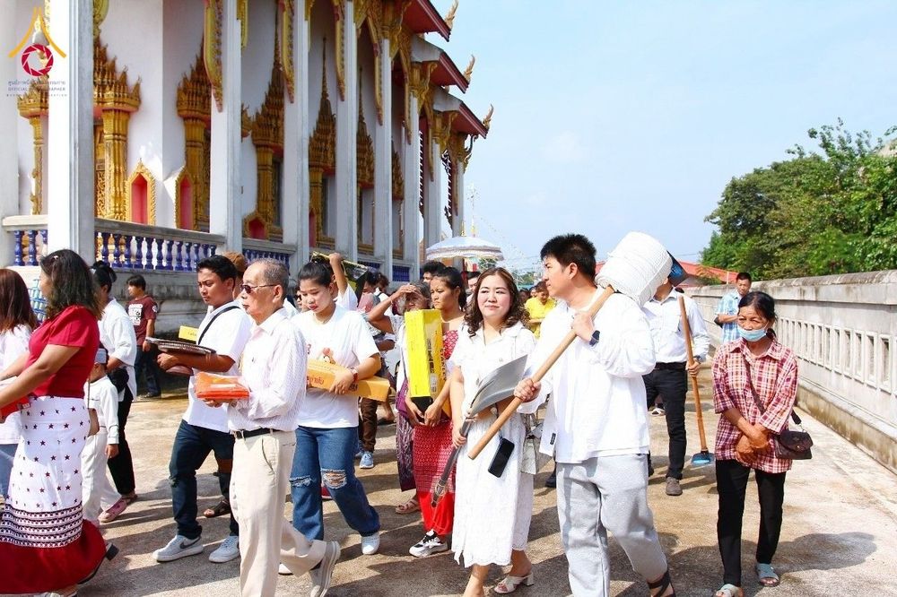 ภาพ No.182477:พิธีทอดกฐิน ณ วัดใหม่ลาดวิถี จ.ประจวบคีรีขันธ์ ในโครงการทอดกฐินสามัคคีทั่วไทย 30,000 วัด บูชาธรรม 80 ปี หลวงพ่อธัมมชโย โดยคณะศิษยานุศิษย์วัดพระธรรมกาย วันที่ 9 พฤศจิกายน พ.ศ. 2567