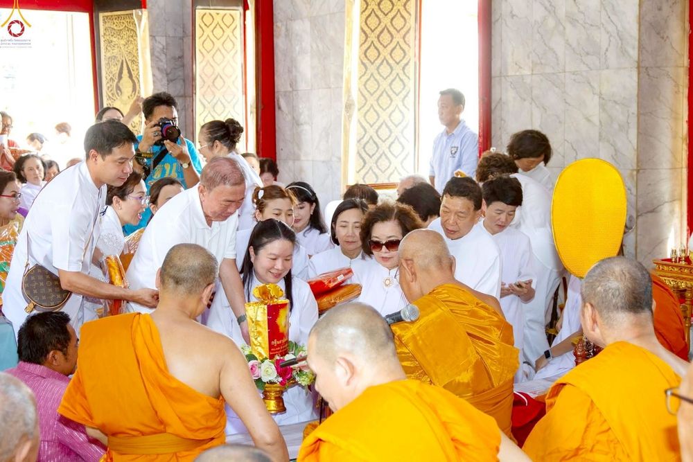 ภาพ No.270927:วันที่ 19 ตุลาคม พ.ศ. 2568 พิธีทอดกฐินสามัคคีทั่วไทย ณ วัดใหม่พิเรนทร์ เขตบางกอกใหญ่ กรุงเทพฯ โดยคณะศิษยานุศิษย์ บูชาธรรม 81 ปี หลวงพ่อธัมมชโย