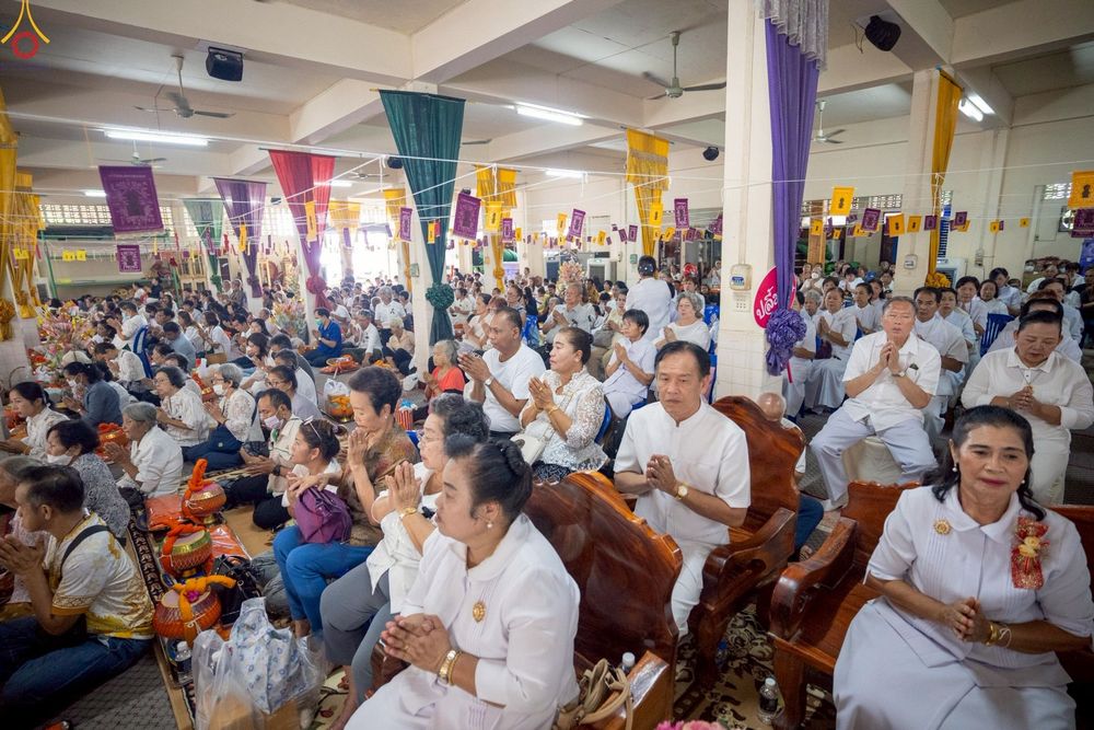 ภาพ No.276767:วันที่ 5 พฤศจิกายน พ.ศ. 2568 พิธีทอดกฐินสามัคคีทั่วไทย ณ วัดบางเพรียง อ.บางบ่อ จ.สมุทรปราการ โดยคณะศิษยานุศิษย์ บูชาธรรม 81 ปี หลวงพ่อธัมมชโย