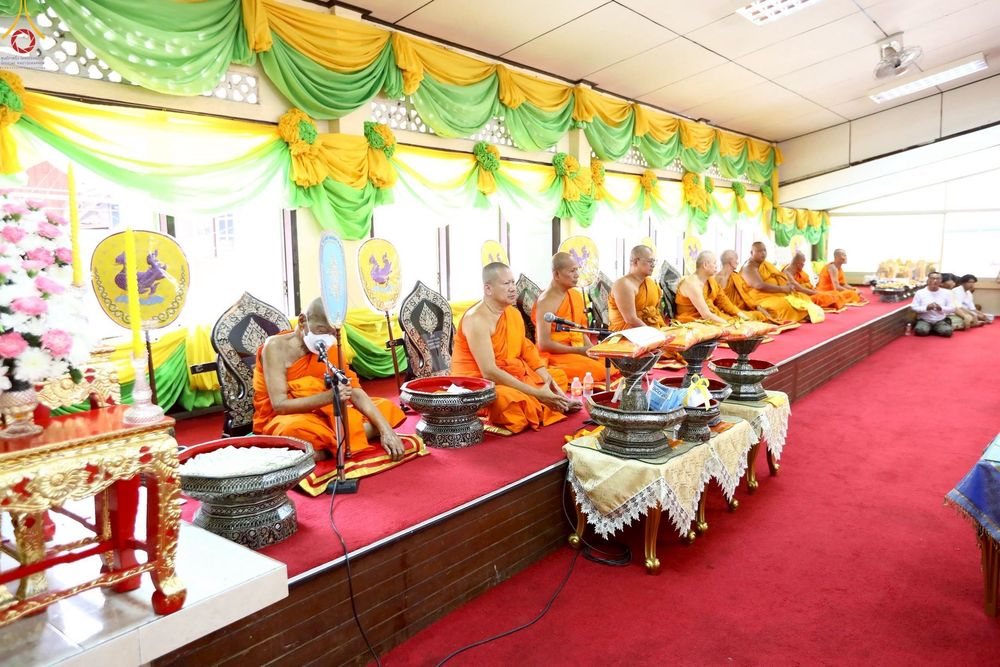 ภาพ No.254000:วันที่ 12 ตุลาคม พ.ศ. 2568 พิธีทอดกฐินสามัคคีทั่วไทย 30,000 วัด โดยคณะศิษยานุศิษย์ บูชาธรรม 81 ปี หลวงพ่อธัมมชโย ณ วัดบางขมิ้น อ.พระประแดง จ.สมุทรปราการ