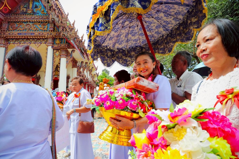 ภาพ No.268002:วันที่ 26 ตุลาคม พ.ศ. 2568 พิธีทอดกฐินสามัคคีทั่วไทย ณ วัดโพธิญาณ ต.หนองโพรง อ.ศรีมหาโพธิ จ.ปราจีนบุรี โดยคณะศิษยานุศิษย์ บูชาธรรม 81 ปี หลวงพ่อธัมมชโย