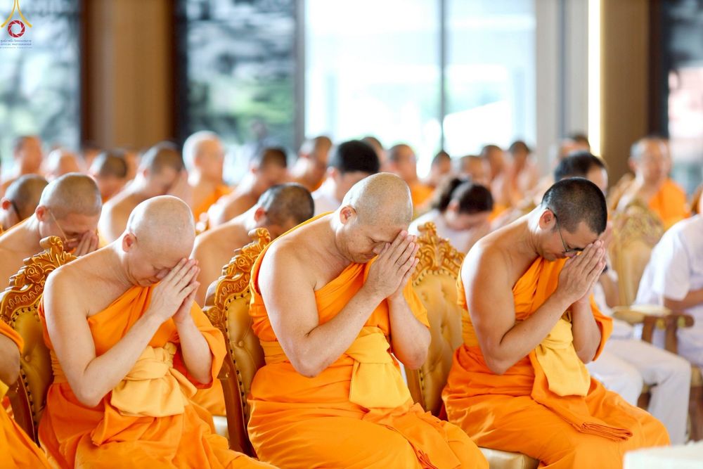 ภาพ No.249140:วันที่ 20 กันยายน พ.ศ. 2568 พิธีประดิษฐานรูปหล่อหลวงปู่วัดปากน้ำ ภาษีเจริญ ณ วิหารพระมงคลเทพมุนี (สด จนฺทสโร) ศูนย์ปฏิบัติธรรมภูเก็ต จ.ภูเก็ต