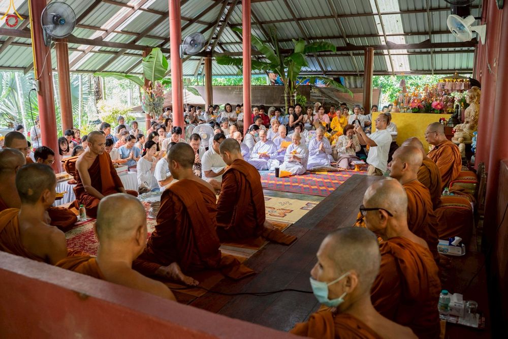 ภาพ No.254316:วันที่ 12 ตุลาคม พ.ศ. 2568 พิธีทอดกฐินสามัคคีทั่วไทย 30,000 วัด โดยคณะศิษยานุศิษย์ บูชาธรรม 81 ปี หลวงพ่อธัมมชโย ณ วัดป่าบางขนุน อ.ถลาง จ.ภูเก็ต