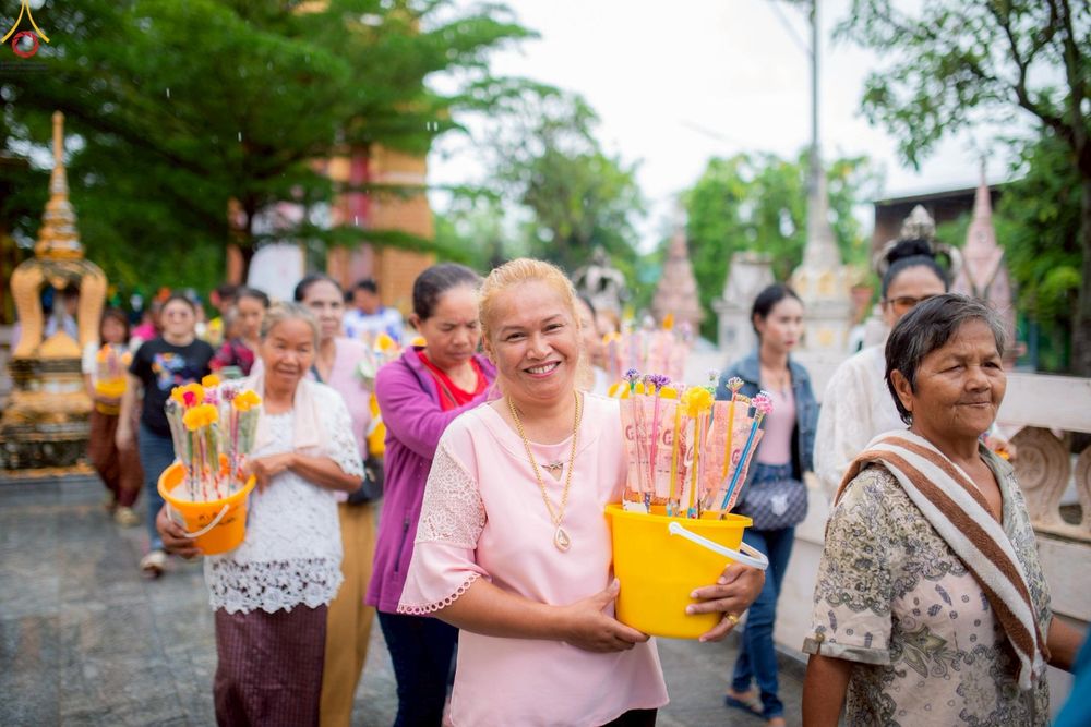 ภาพ No.254680:วันที่ 13 ตุลาคม พ.ศ. 2568 พิธีทอดกฐินสามัคคีทั่วไทย 30,000 วัด โดยคณะศิษยานุศิษย์ บูชาธรรม 81 ปี หลวงพ่อธัมมชโย ณ วัดบึงไทย จ.นครราชสีมา