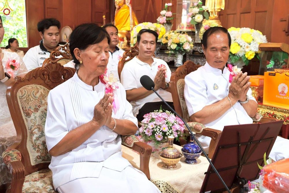 ภาพ No.266959:วันที่ 26 ตุลาคม พ.ศ. 2568 พิธีทอดกฐินสามัคคีทั่วไทย ณ วัดจันทร์เจริญสุข ต.บ้านปรก อ.เมืองสมุทรสงคราม จ.สมุทรสงคราม โดยคณะศิษยานุศิษย์ บูชาธรรม 81 ปี หลวงพ่อธัมมชโย